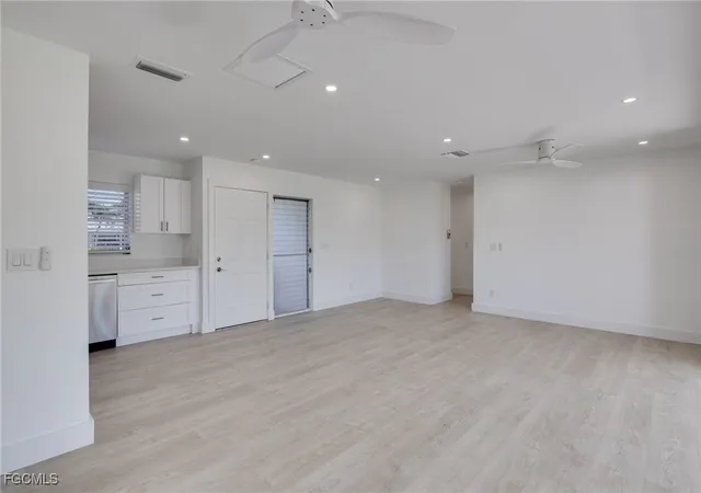 4th image of 5256 Willow Ct, Cape Coral, FL 33904 | MLS# 2026001142