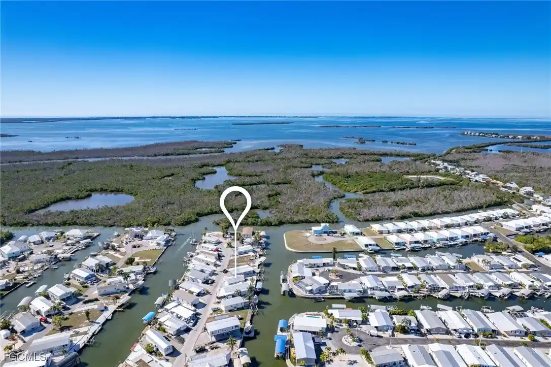 Photo 1 of Manufactured home for sale at 3904 Dewberry Ln, Saint James City, FL 33956 | MLS# 2025025799 | Listing updated on 2026-10-23