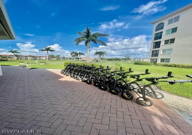 2nd image of 41 High Pt Cir S, Naples, FL 34103