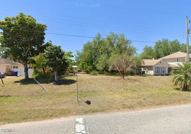 Photo 2 of Land for sale at 181 Alameda Ave, Fort Myers, FL 33905 | MLS# 2026001313 | Listing updated on 2026-10-01