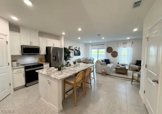 4th image of 10721 Fountain Palm Cir, Bokeelia, FL 33922 | MLS# 2026001348