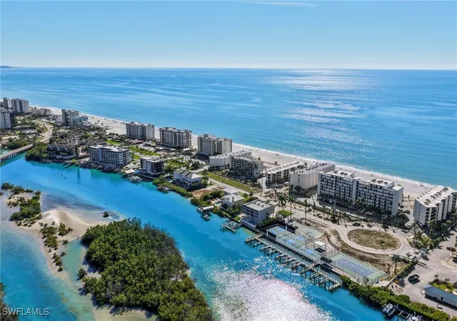 Listing Photo 2 - Condo for sale in building located at 25830 Hickory Blvd, Bonita Springs, FL 34134 - Unit #308