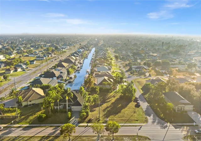 5th image of 4015 Chiquita Blvd S, Cape Coral, FL 33914 | MLS# 226001317