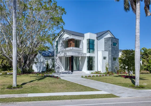 1st image of 1800 Crayton Rd, Naples, FL 34102 | MLS# 225076238