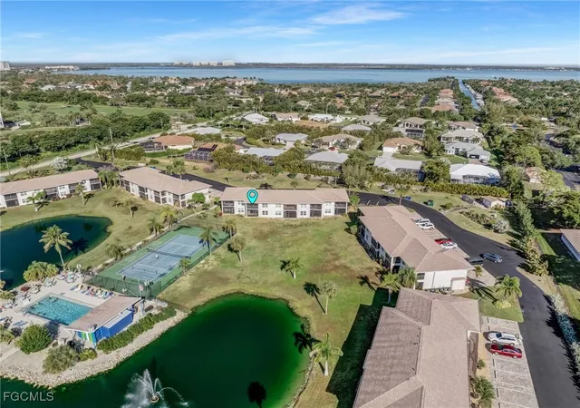 36th image of 16007 Davis Rd #524, Fort Myers, FL 33908 | MLS# 2025026022