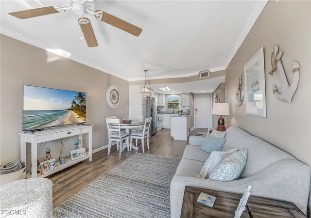 4th image of 16007 Davis Rd #524, Fort Myers, FL 33908 | MLS# 2025026022