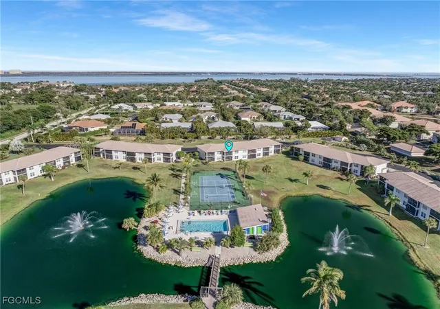 5th image of 16007 Davis Rd #524, Fort Myers, FL 33908 | MLS# 2025026022