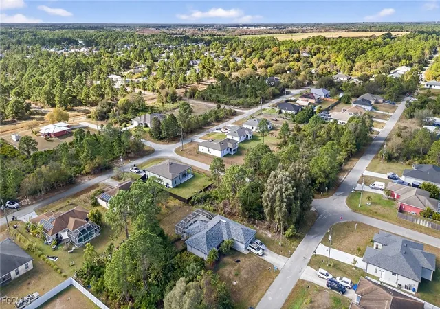 37th image of 2917 48th St W, Lehigh Acres, FL 33971 | MLS# 2026001740
