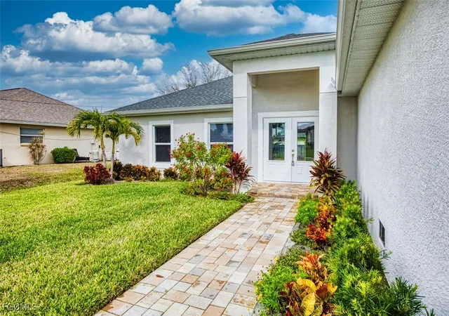 Photo 4 of Sale Pending at 1633 SW 43rd Street, Cape Coral, FL 33914 | MLS# 2026001755 | Listing updated on 2026-10-06