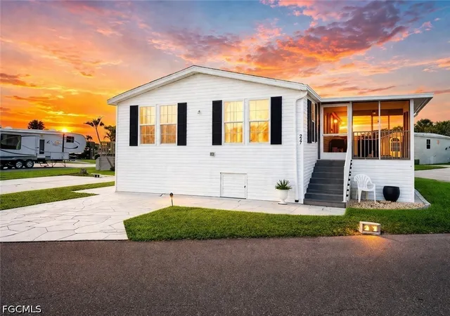 Photo 1 of Manufactured home for sale at 19681 Summerlin Rd #217, Fort Myers, FL 33908 | MLS# 2026001773 | Listing updated on 2026-05-12