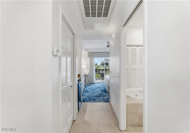 image of 221 9th St S #405, Naples, FL 34102 | MLS# 2026001832