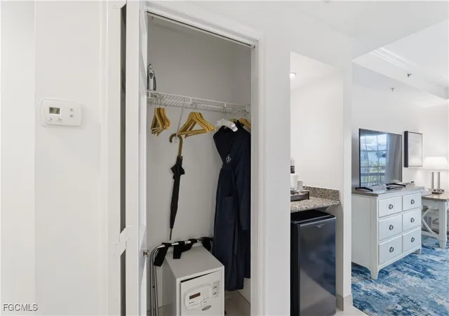image of 221 9th St S #405, Naples, FL 34102 | MLS# 2026001832