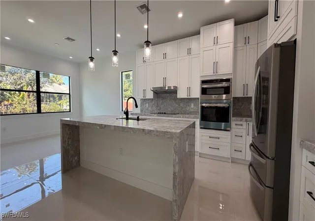 Photo 3 of Single family home for sale at 4710 Acadia Ln, Naples, FL 34112 | MLS# 225077802 | Listing updated on 2026-04-25