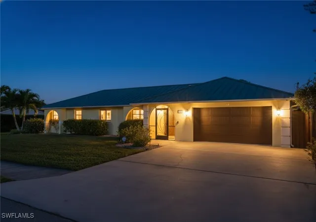 Photo 2 of Single family home for sale at 595 103rd Avenue N, Naples, FL 34108 | MLS# 226001663 | Listing updated on 2026-07-02