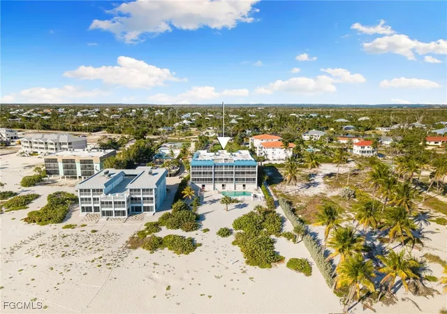 2nd image of 3049 W Gulf Dr, Sanibel, FL 33957