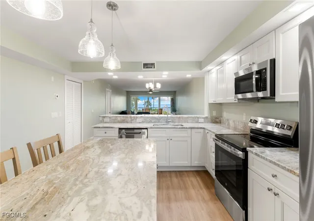 4th image of 3049 W Gulf Dr, Sanibel, FL 33957