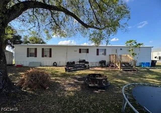 2nd image of 200 Florida Ln, Moore Haven, FL 33471 | MLS# 2026002024