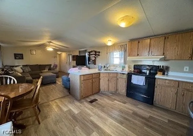 4th image of 200 Florida Ln, Moore Haven, FL 33471 | MLS# 2026002024