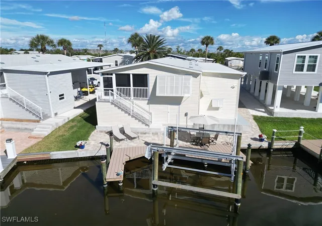 5th image of 17830 Peppard Dr, Fort Myers Beach, FL 33931 | MLS# 226001713