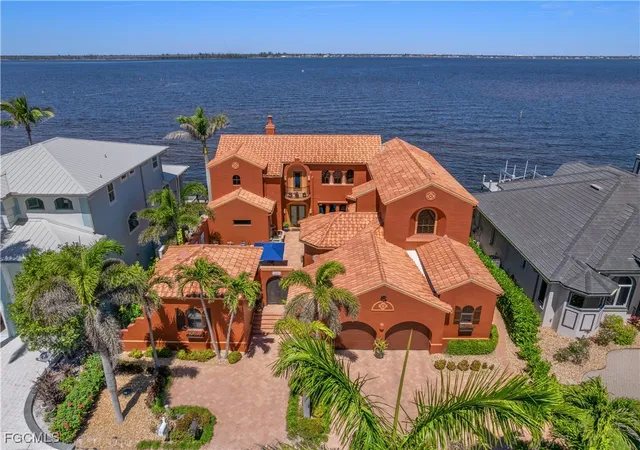 Photo 1 of Single family home for sale at 15400 Catalpa Cvs Ln, Fort Myers, FL 33908 | MLS# 2026002105 | Listing updated on 2026-08-03