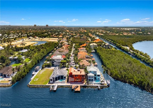 Photo 2 of Single family home for sale at 15400 Catalpa Cvs Ln, Fort Myers, FL 33908 | MLS# 2026002105 | Listing updated on 2026-08-03
