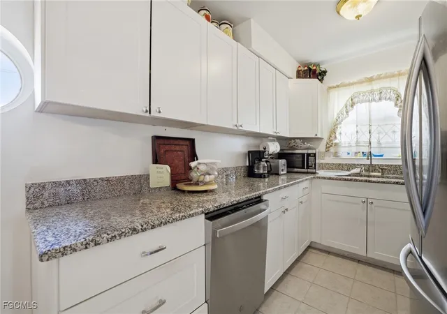 3rd image of 2431 Hunter Ter, Fort Myers, FL 33901 | MLS# 2026002106