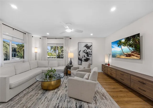 4th image of 766 Central Ave, Naples, FL 34102