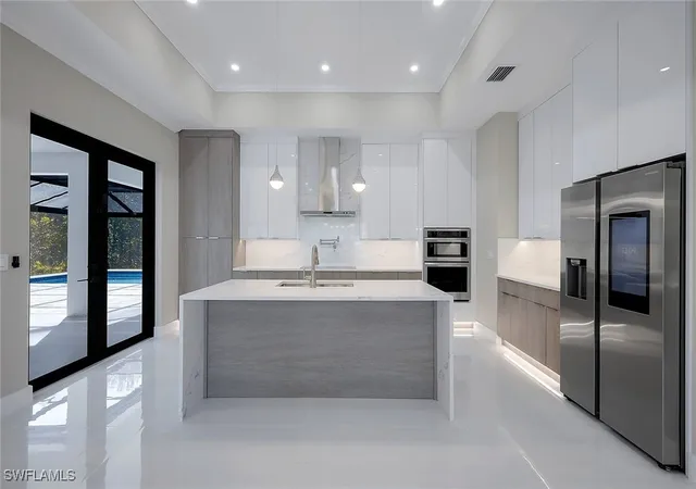 Photo 4 of Single family home for sale at 3632 3rd Avenue SW, Naples, FL 34117 | MLS# 226002124 | Listing updated on 2026-08-01