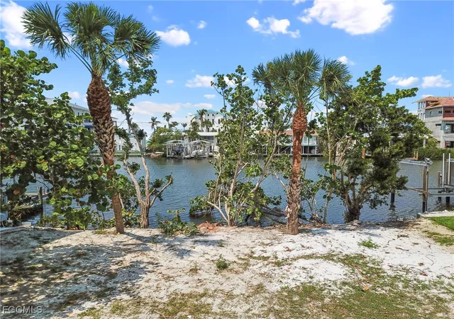 4th image of 27832 Forester Dr, Bonita Springs, FL 34134 | MLS# 2026002299