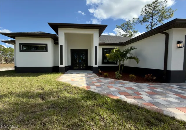 Photo 3 of Single family home for sale at 1008 Williams Ave, Lehigh Acres, FL 33972 | MLS# 2026002306 | Listing updated on 2026-07-21