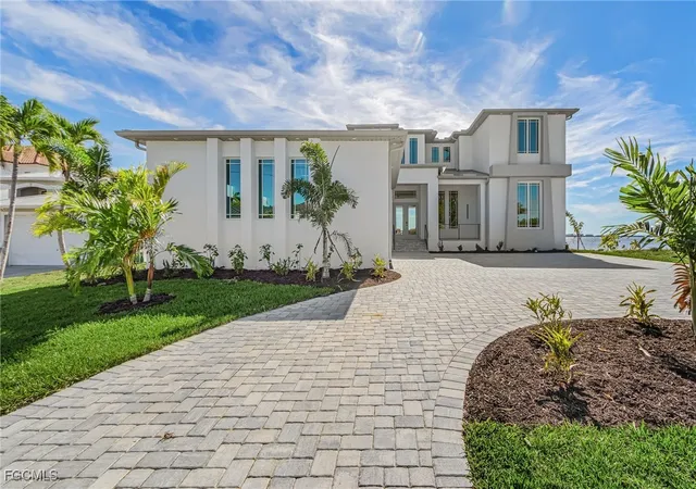 Single family home for sale at 606 Coral Dr, Cape Coral, FL 33904 | MLS# 2026002572 | Listing updated on 2026-08-31