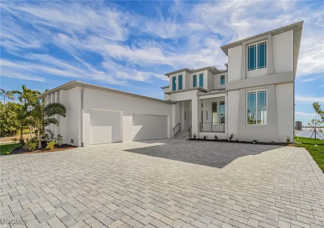 Photo 1 of Single family home for sale at 606 Coral Dr, Cape Coral, FL 33904 | MLS# 2026002572 | Listing updated on 2026-08-31