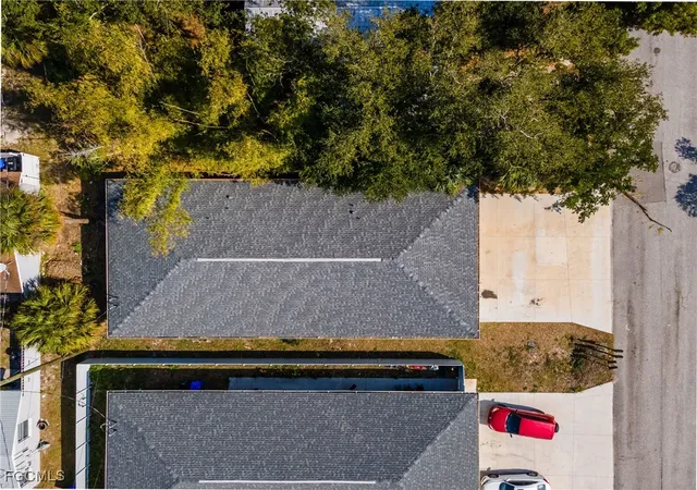 3rd image of 2405 Maple Ave, Fort Myers, FL 33901 | MLS# 2026002673