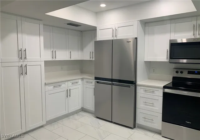 Photo 4 of Single family home for sale at 310 Carnaby Ct, Naples, FL 34112 | MLS# 225079026 | Listing updated on 2026-04-11