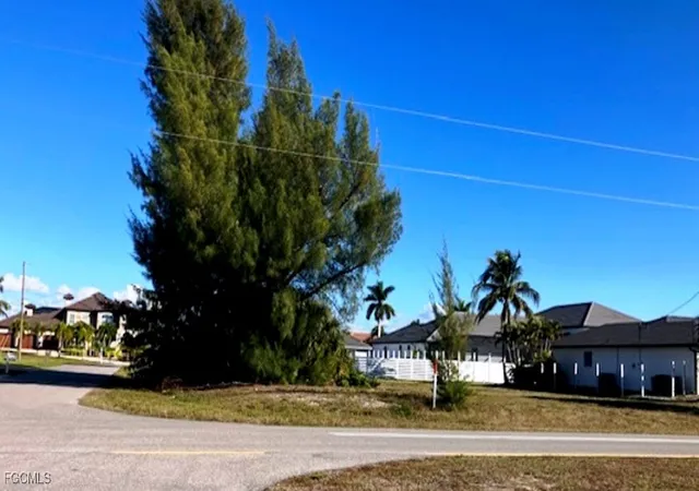 Photo 4 of Land for sale at 101 Old Burnt Store Rd S, Cape Coral, FL 33991 | MLS# 2026002877 | Listing updated on 2026-06-29