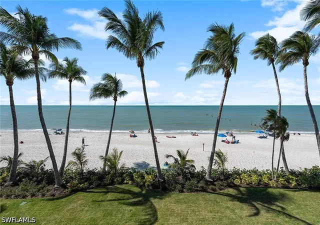 4th image of 30 3Rd Ave S, Naples, FL 34102 | MLS# 226001239