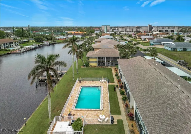 2nd image of 4613 Se 5Th Ave, Cape Coral, FL 33904