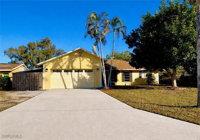 Homes for sale in Bonita Springs, FL | 10192 Shade Tree Ct, Bonita Springs, FL 34135 | MLS# 226002763