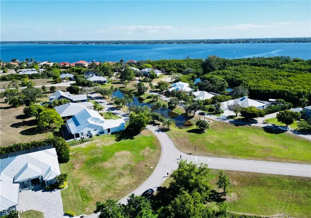 4th image of 6057 Marsh Point Ln, North Fort Myers, FL 33917 | MLS# 2026003184