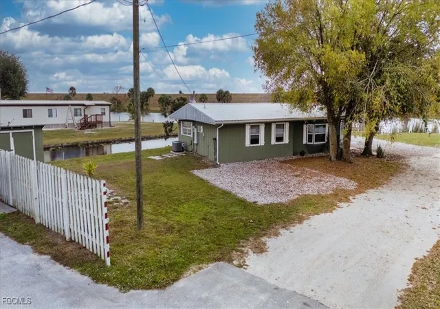 4th image of 1083 Sunset Strip, Okeechobee, FL 34974 | MLS# 2026003221