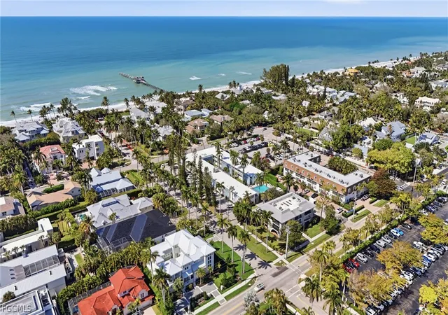 2nd image of 1295 Gulf Shore Blvd S, Naples, FL 34102