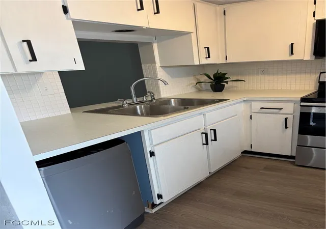 Photo 2 of Townhouse for sale at 4232 Tamargo Dr, New Port Richey, FL 34652 | MLS# 2026003740 | Listing updated on 2026-06-11