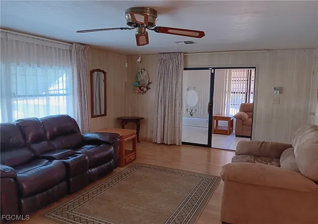 Photo 1 of Manufactured home for sale at 610 Friendly Pl, North Fort Myers, FL 33917 | MLS# 2026003829 | Listing updated on 2026-09-30