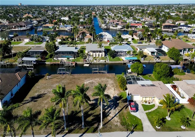 Photo 3 of Land for sale at 4920 Seville Ct, Cape Coral, FL 33904 | MLS# 2026003857 | Listing updated on 2026-01-21
