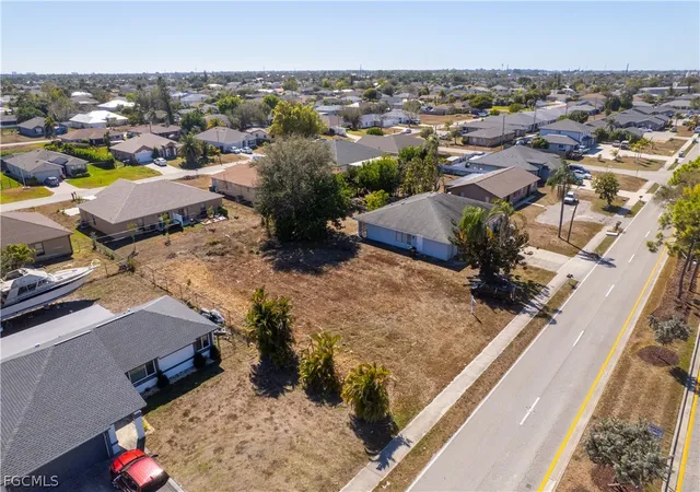 Photo 2 of Sale Pending at 314 Hancock Brg Pkwy, Cape Coral, FL 33990 | MLS# 2026003911 | Listing updated on 2026-07-22