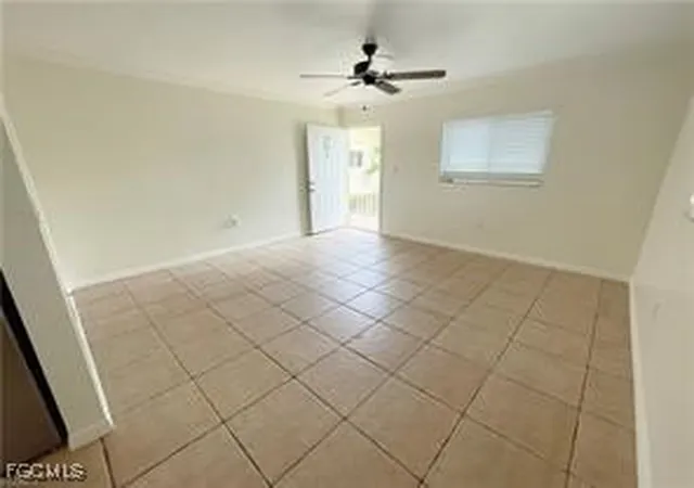 Homes for sale in Fort Myers, FL | 8162 Country Rd #201, Fort Myers, FL 33919 | MLS# 2026004031