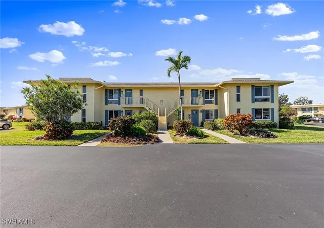 5th image of 378 Palm Dr, Naples, FL 34112