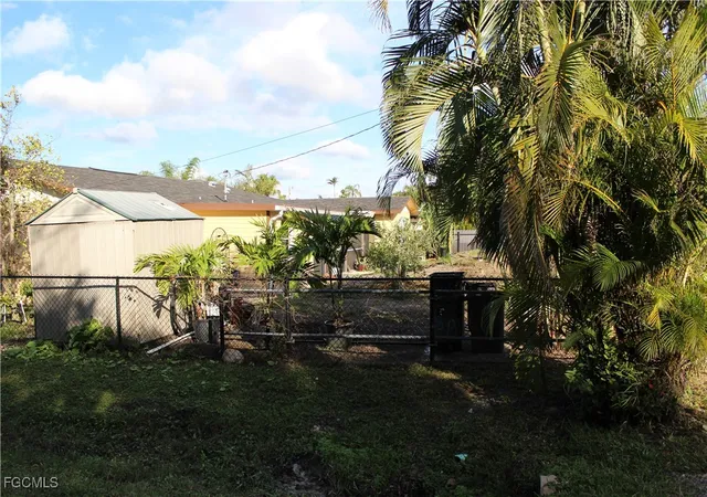 Photo 4 of Single family home for sale at 679 Canal Dr, North Fort Myers, FL 33903 | MLS# 2026004101 | Listing updated on 2026-01-26