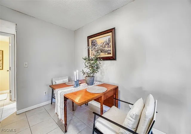 4th image of 1444 Park Shore Cir, Fort Myers, FL 33901