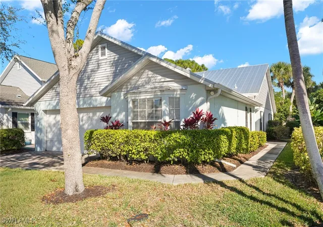 Photo 2 of Single family home for sale at 3141 Carriage Cir, Naples, FL 34105 | MLS# 226003531 | Listing updated on 2026-03-01